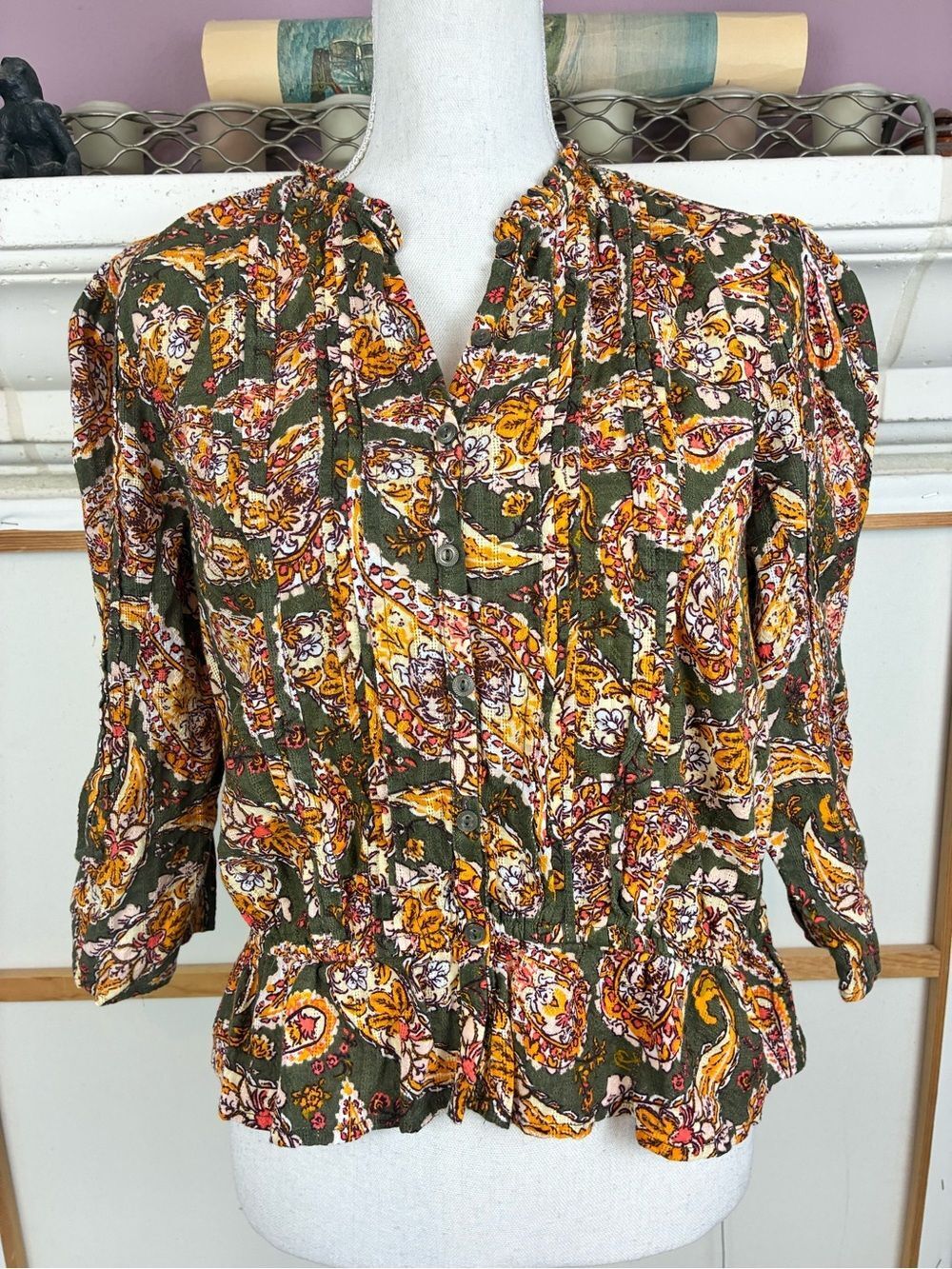 Sam Edelman Cottagecore Paisley Button-Front Blouse w/ruched sleeves - Picture 2 of 14